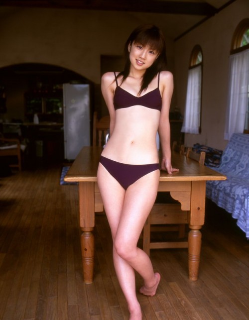 yuko-ogura_y77777o_yuko-ogura-5.md.jpg