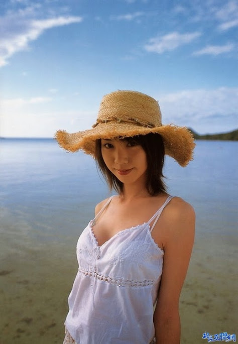 600full-emi-hasegawa+(13).jpg