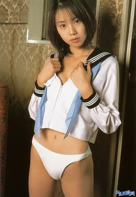 600full-emi-hasegawa+(7).jpg