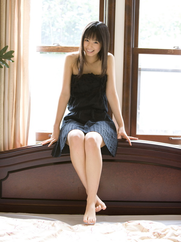 rina_koike_200903_A005