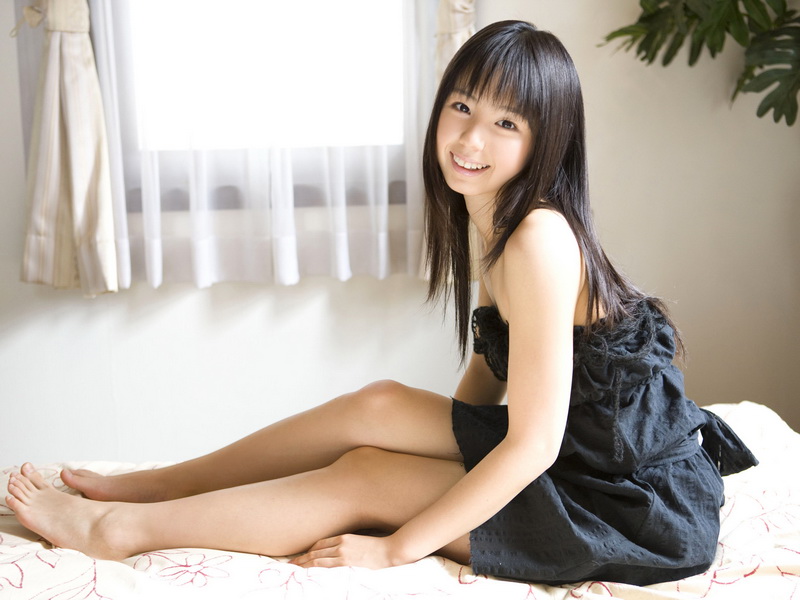 rina_koike_200903_A009