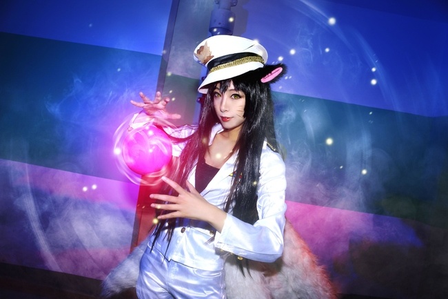 ad806f84gw1f6ir0nhylfj20i20c1tat