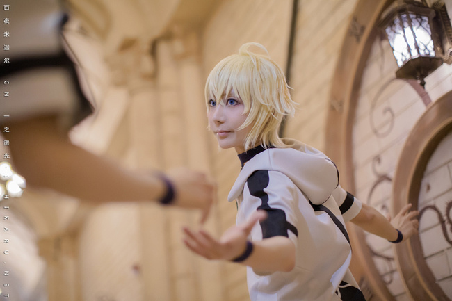 ad806f84gw1f6yxypyr6cj20i20c10ux