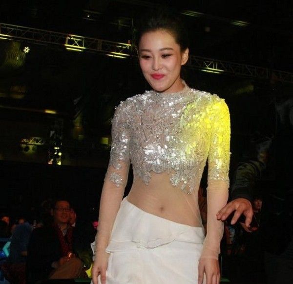 074239lb4z9xr9mmjmb9j9.jpg.thumb