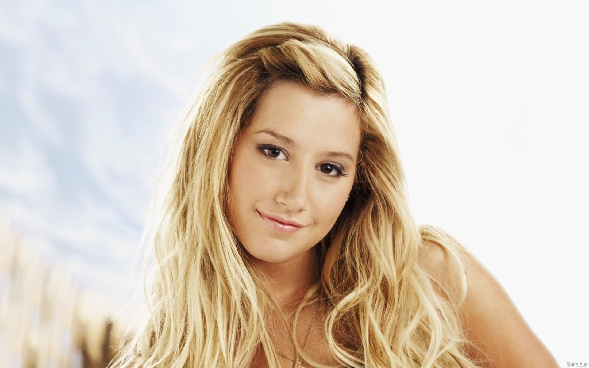 ashley-tisdale-1920x1200-28918