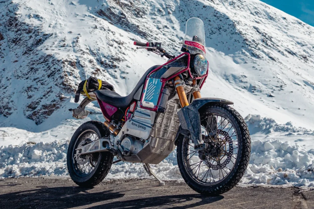 Royal-Enfield-_Electric-Himalayan-_20231115_01-1024x683