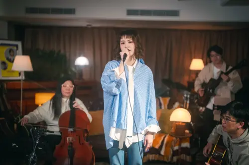 1776318578560-4625557879f748e0810762afcfaf857e-500x333