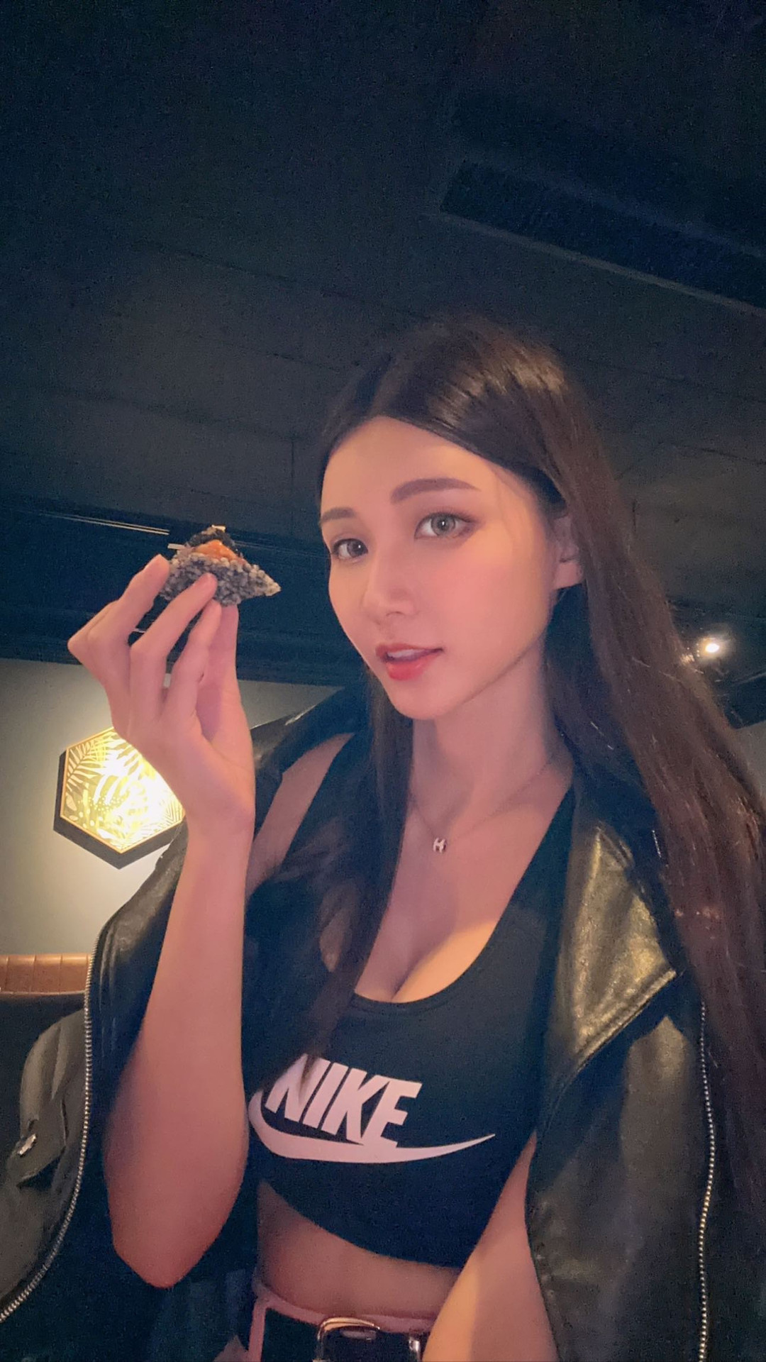 ia_100000165.jpg