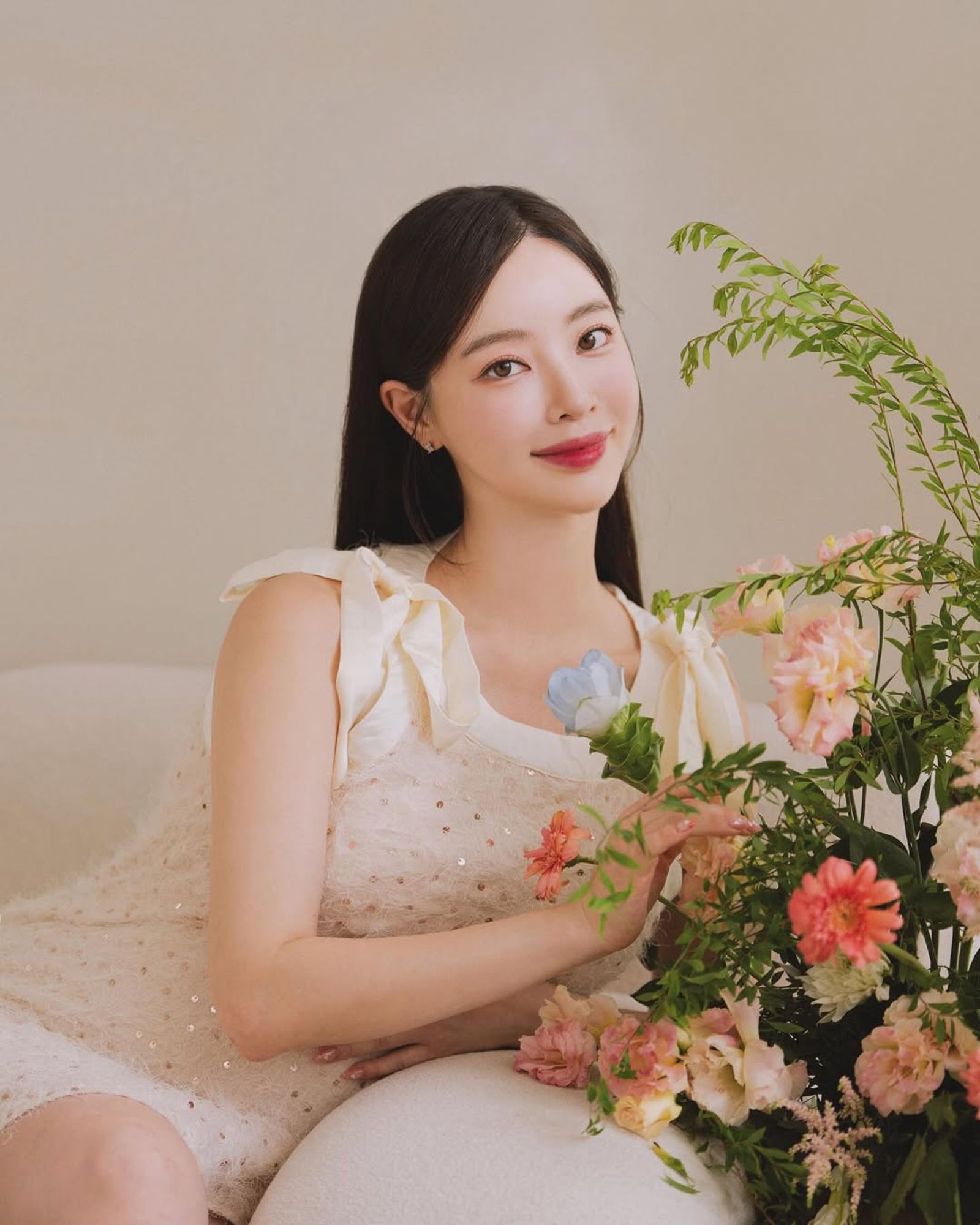 aefa2a4f-1f73-4565-9d80-2e4079a60ec3-w1600