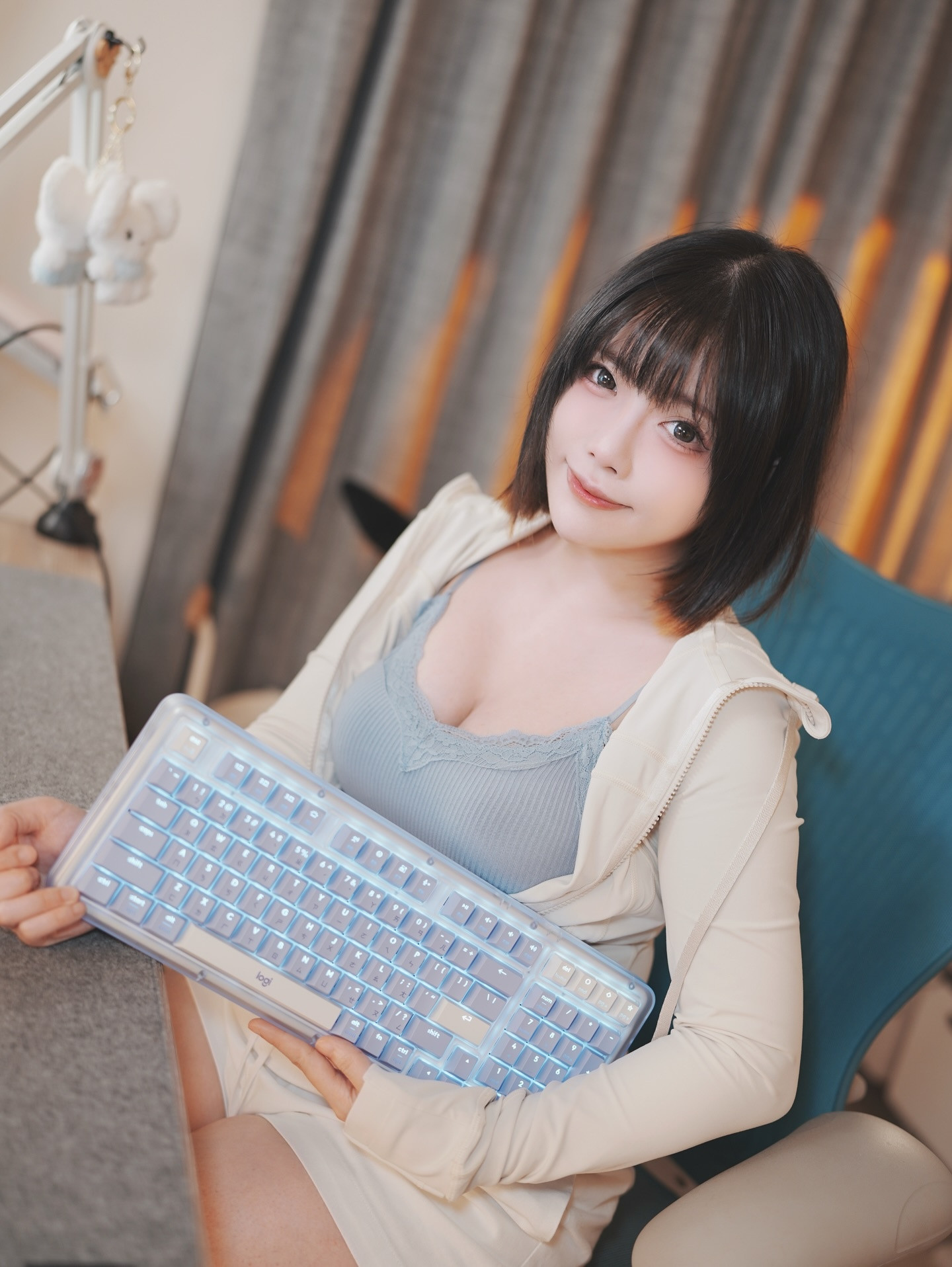 ia_200000015.jpg
