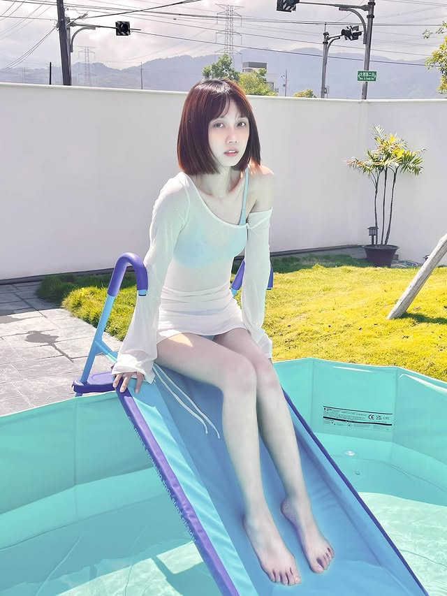 ia_100000000671.jpg