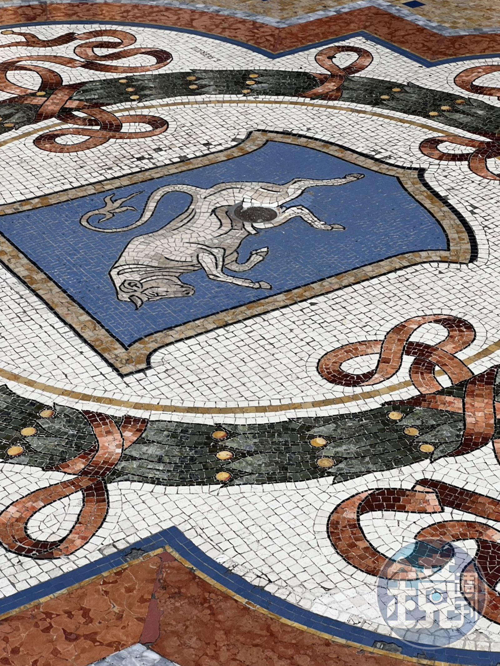 15409708-3495-4ae0-b023-73e8c94615de-w1600