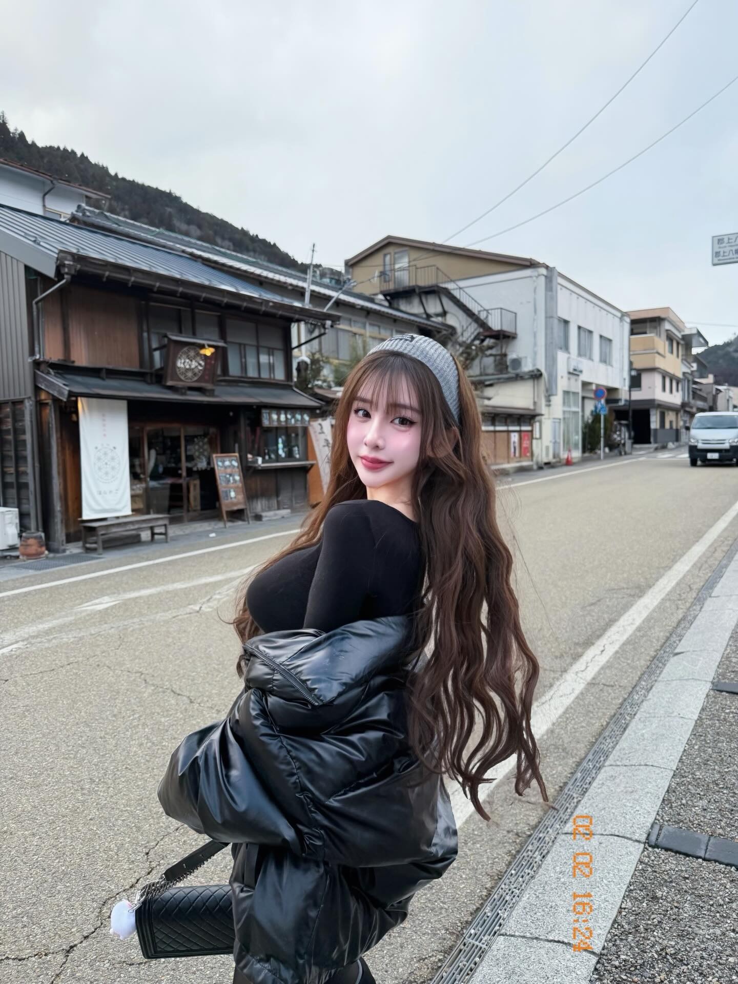 ia_100000066887.jpg