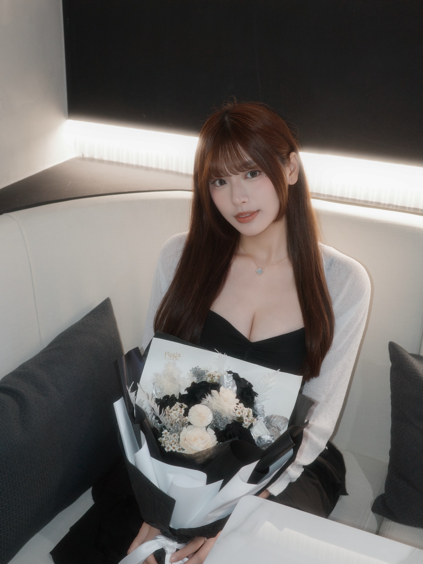 ia_100000047547.jpg