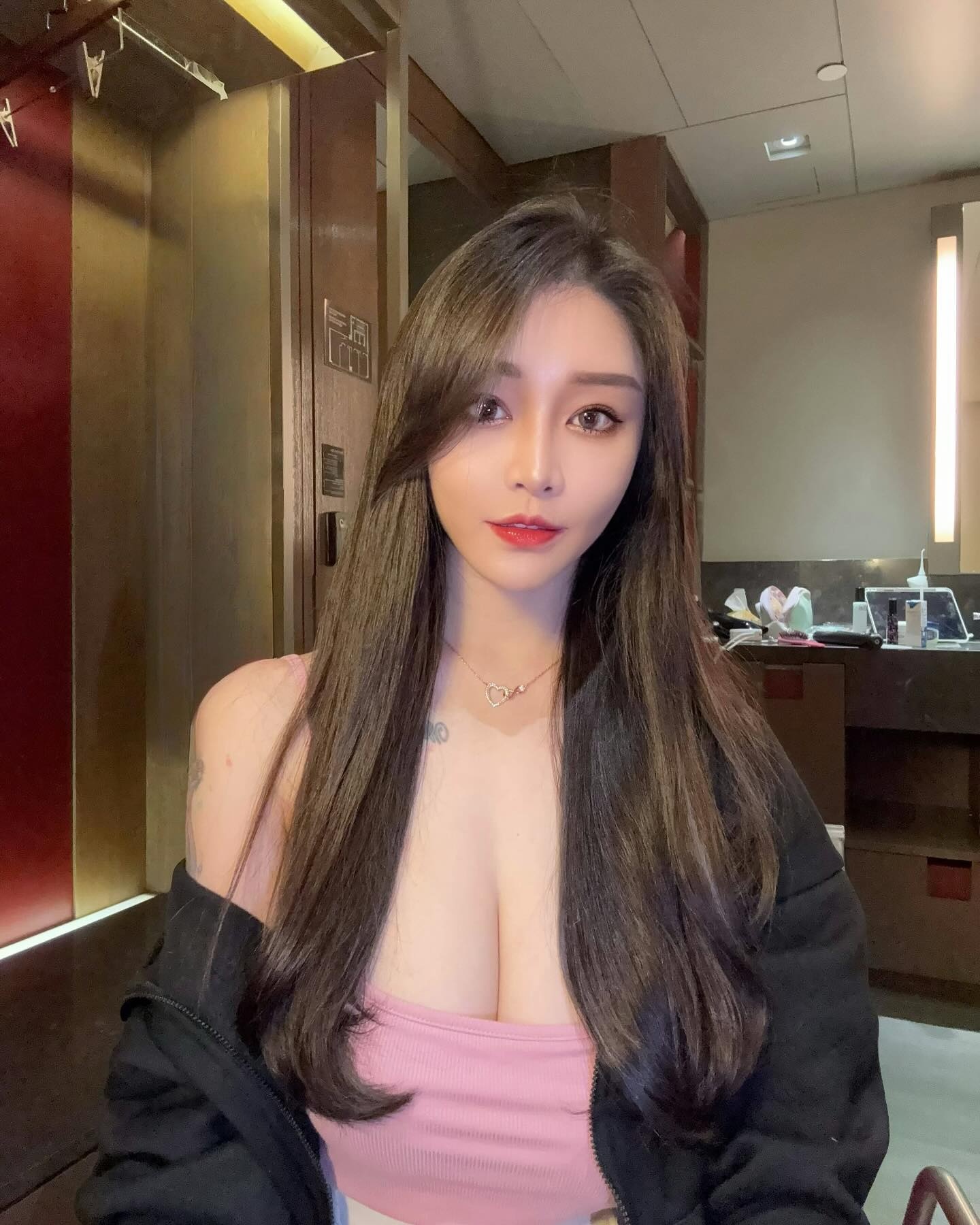 ia_100000001622.jpg
