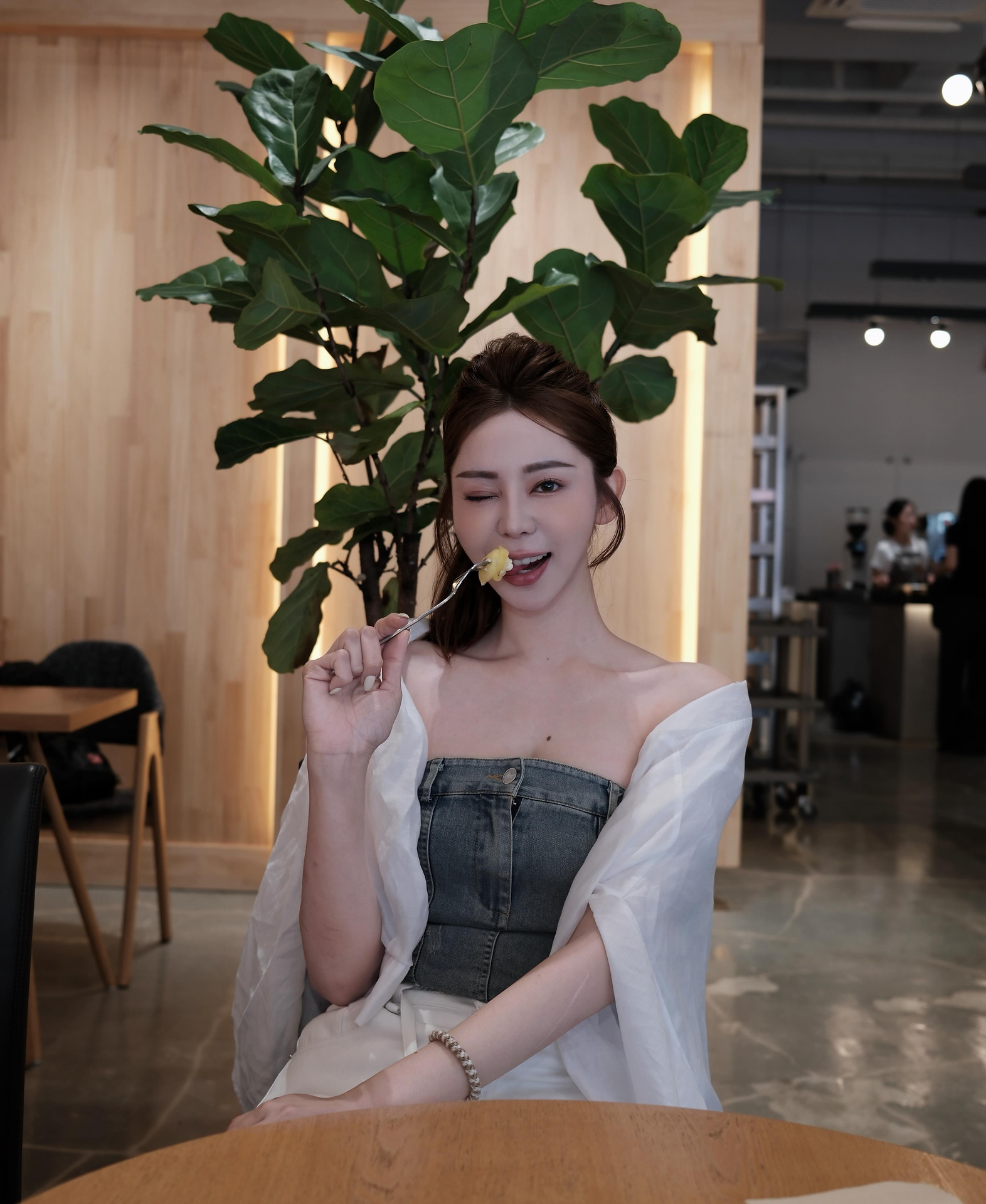 ia_100000007724.jpg