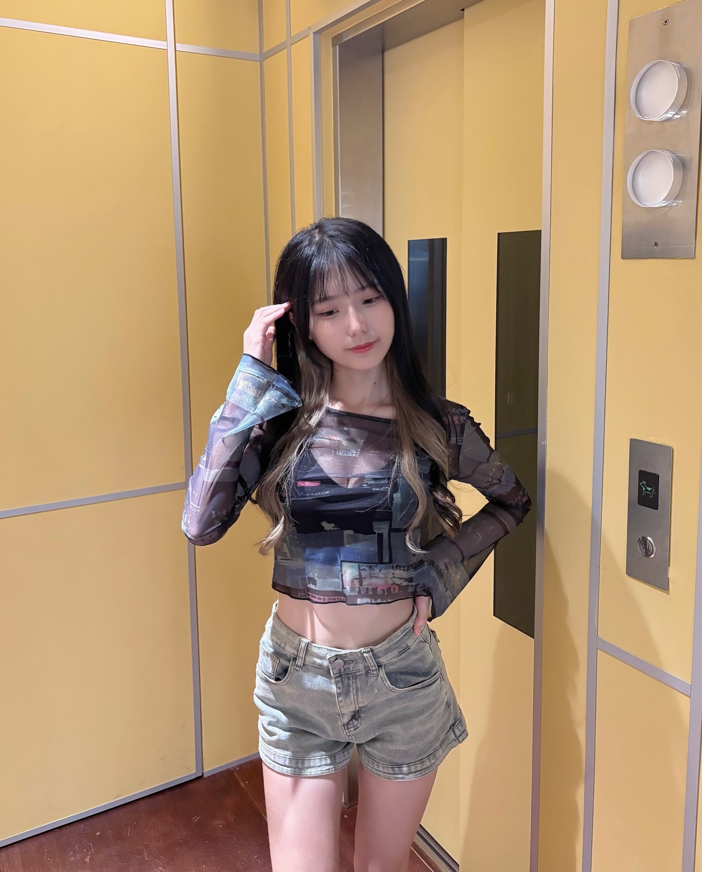 ia_100000035214.jpg