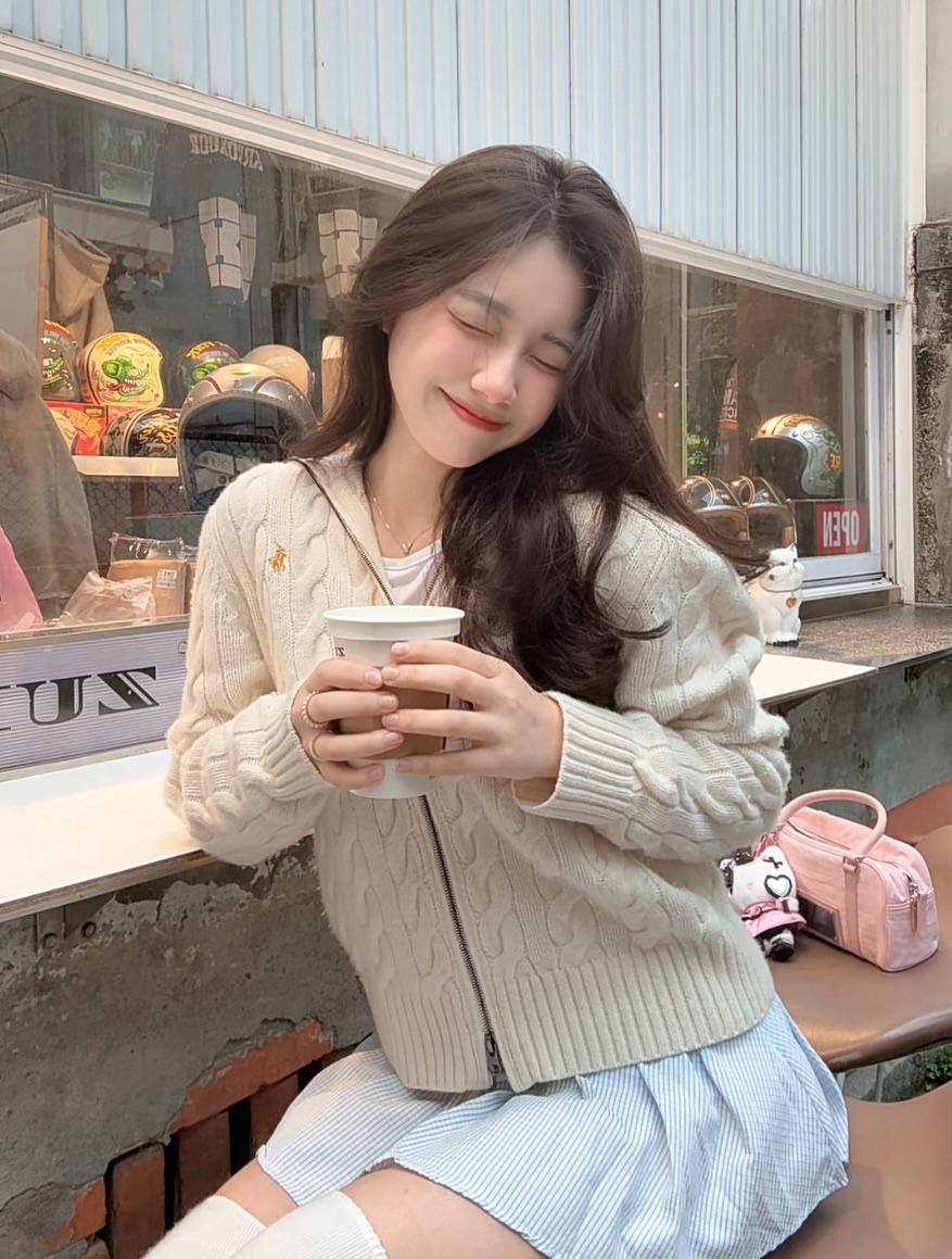 ia_100000011173.jpg