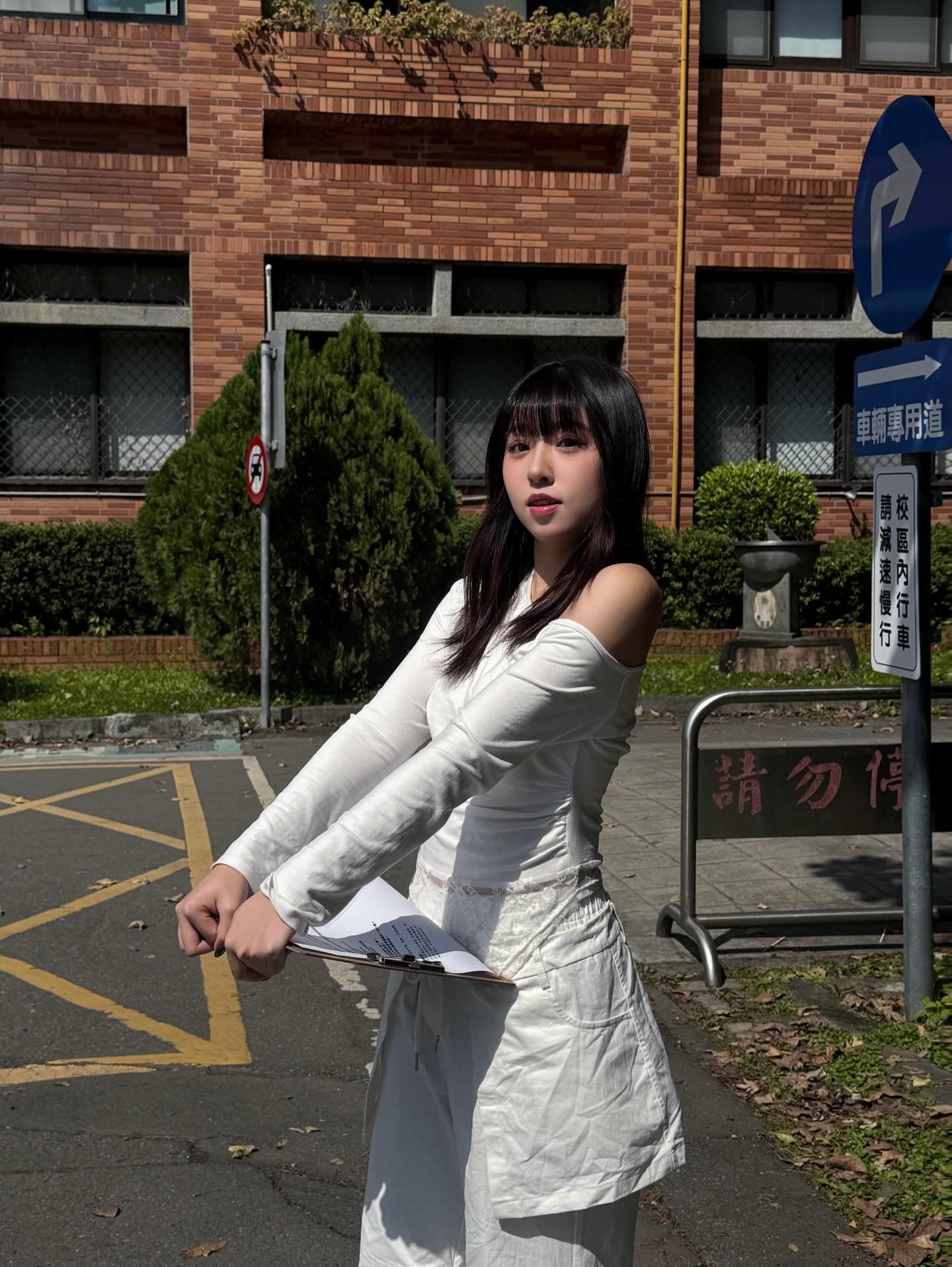 ia_600000019.jpg