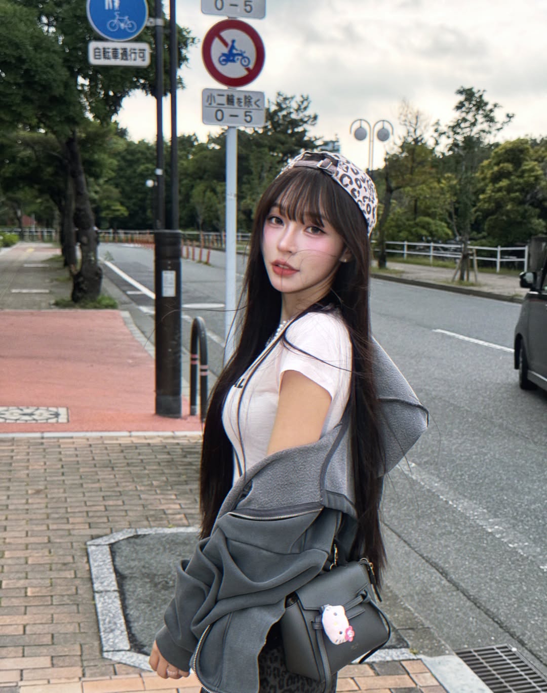 ia_1000000008.jpg