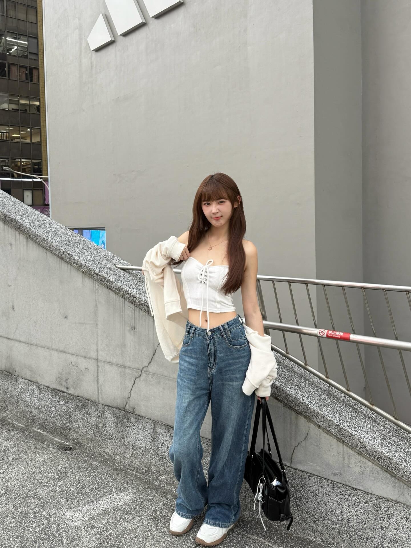 ia_1900000013.jpg
