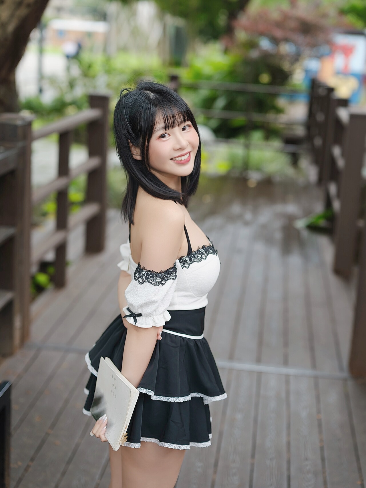 ia_1200000017.jpg