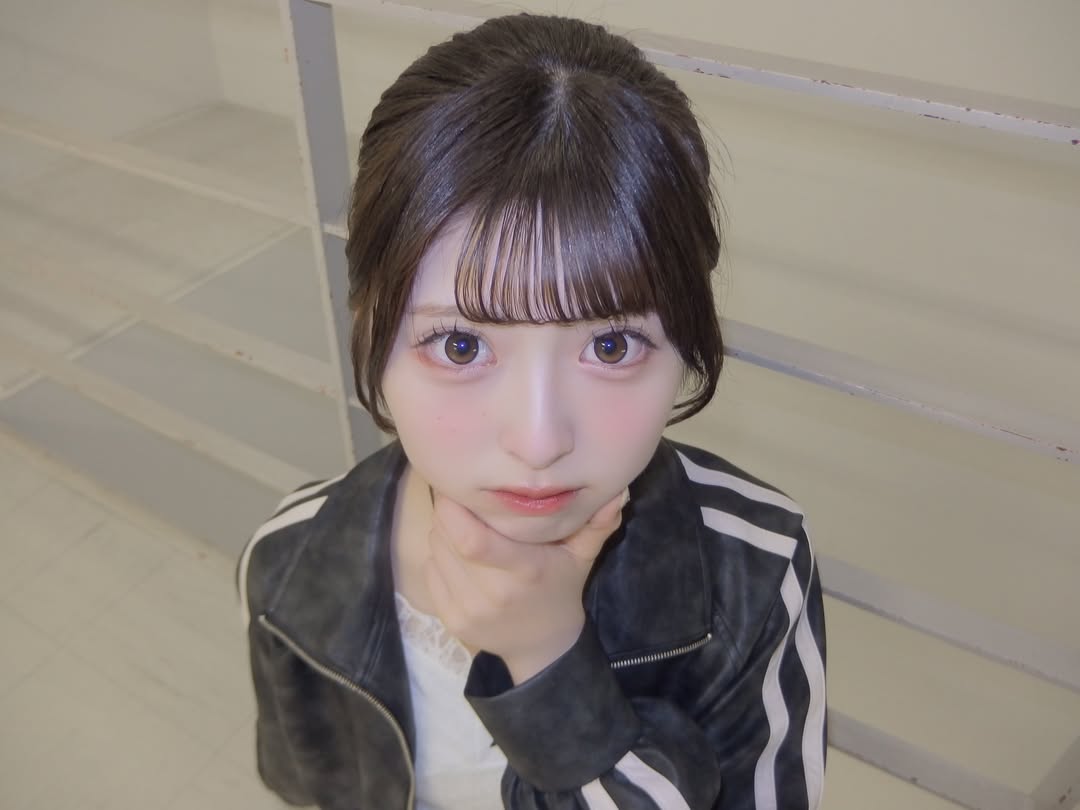151905zbcff4450455aibi.jpeg