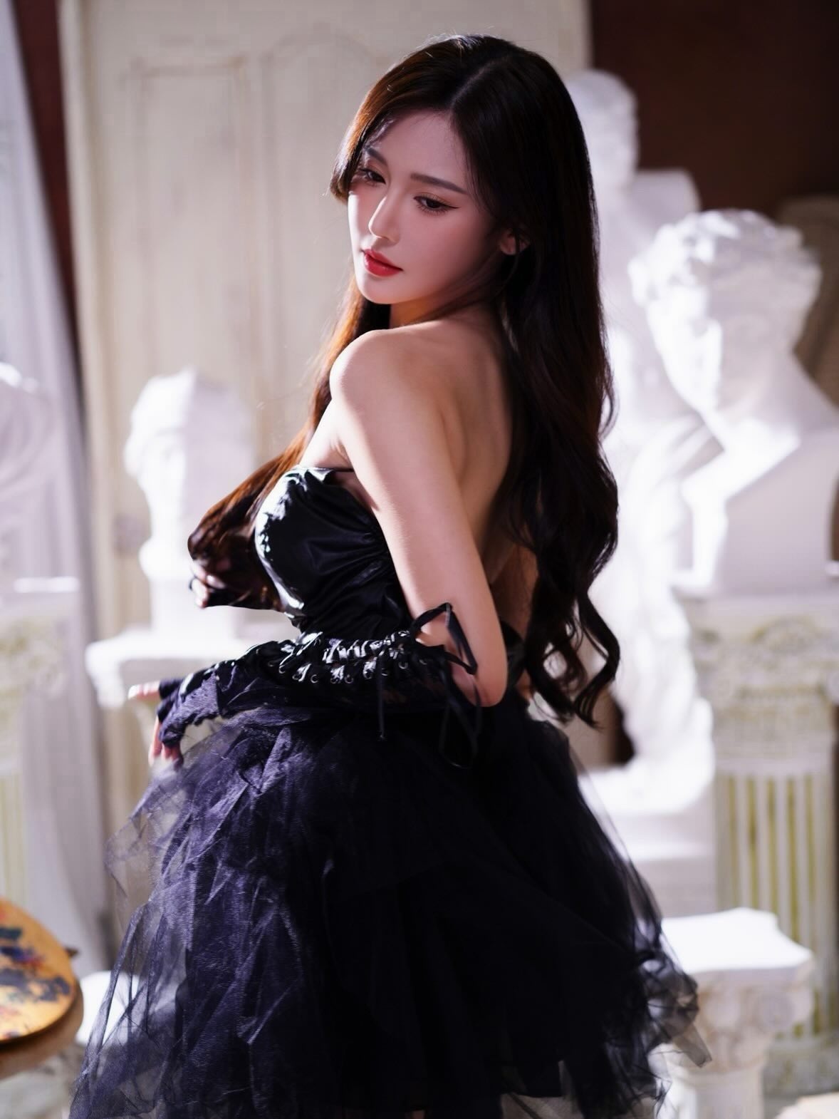 ia_300000016.jpg
