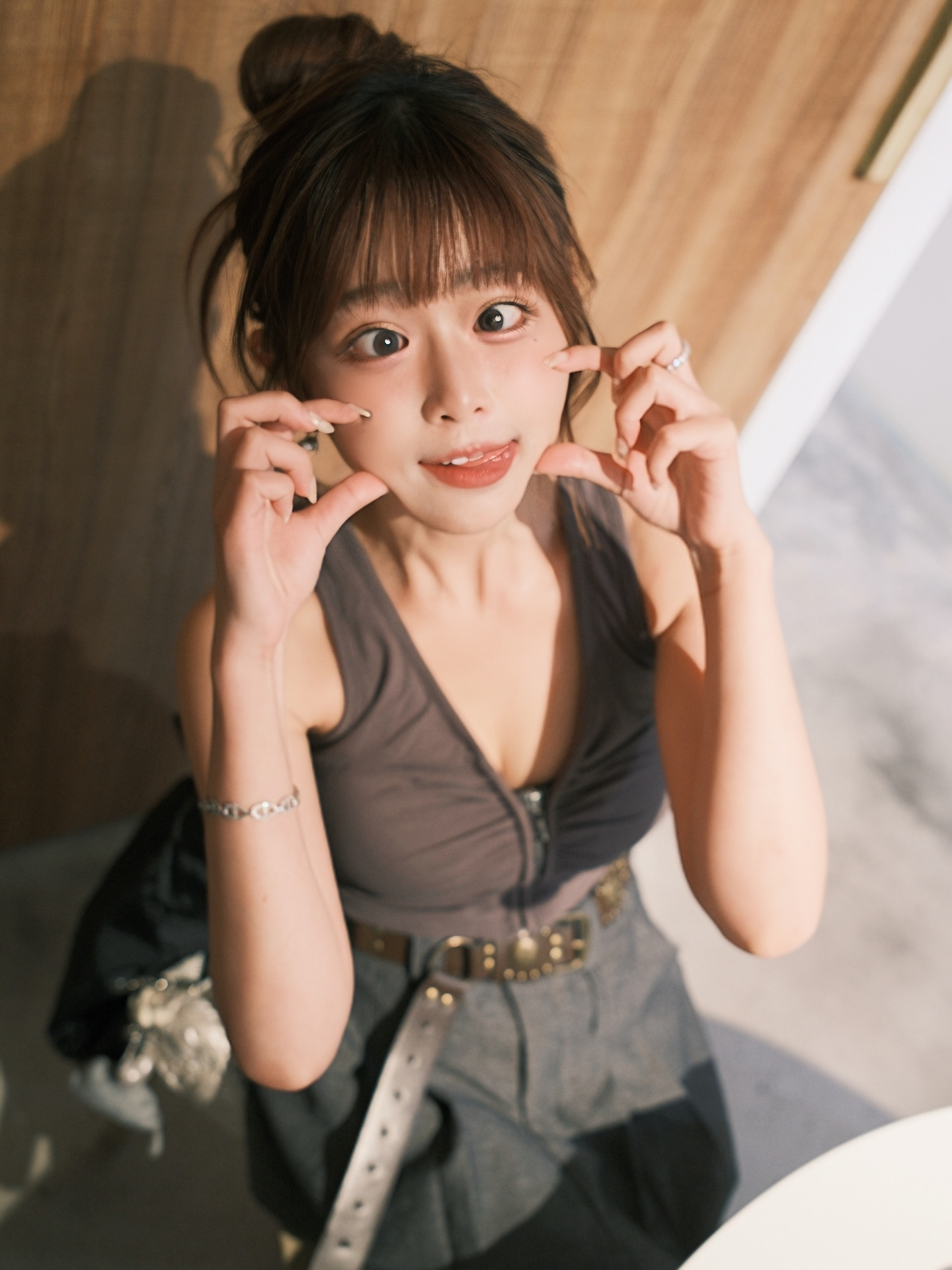 ia_1700000012.jpg
