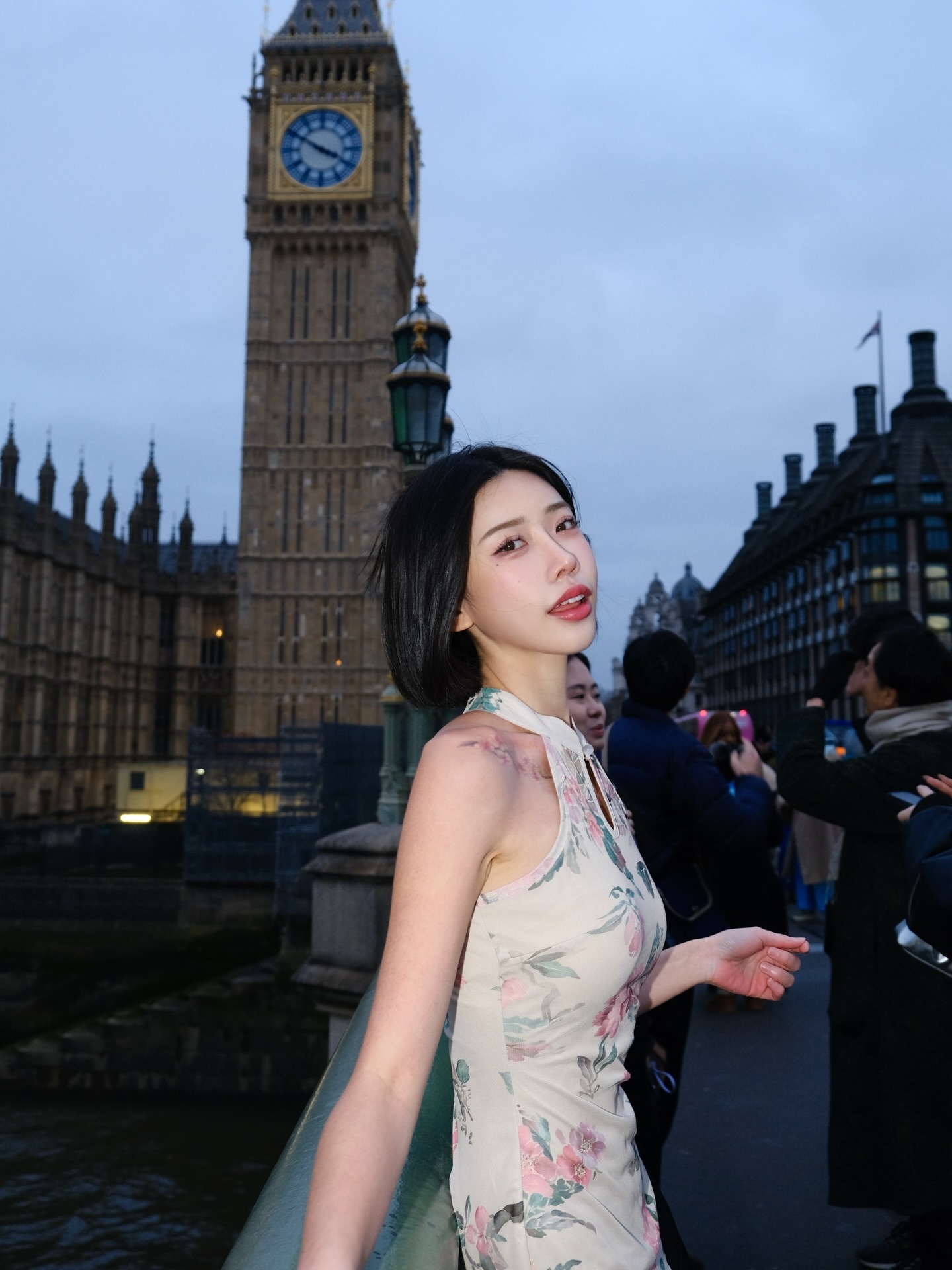 ia_200000008.jpg
