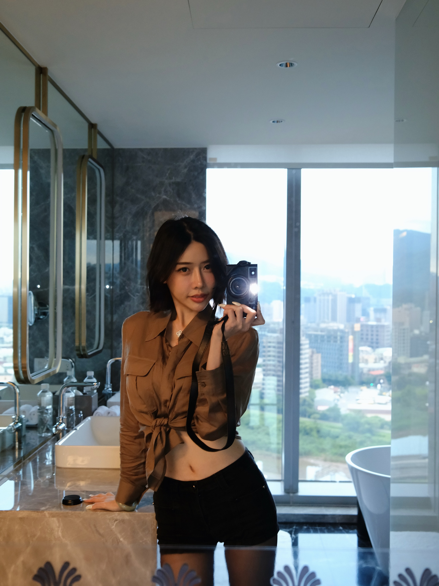 ia_200000010.jpg